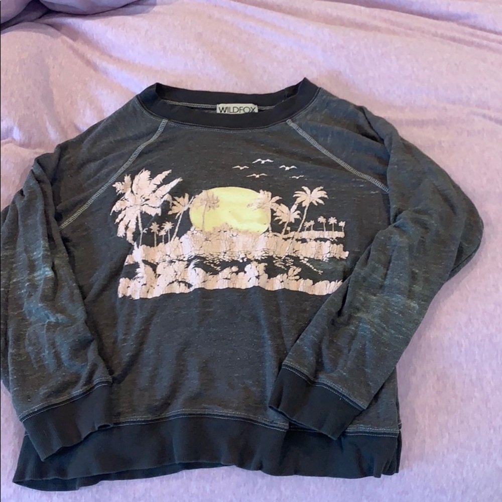 sweatshirt